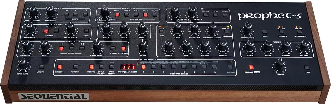 Синтезатор аналоговый Sequential Prophet 5 Module